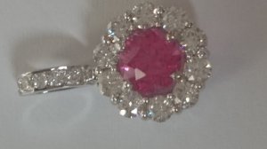 mahenge_spinel_pendant.jpg