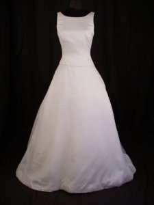 Vera Wang Dress - Front.jpg