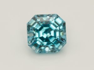 zirconblueasscher_4_39ct_9818.jpg