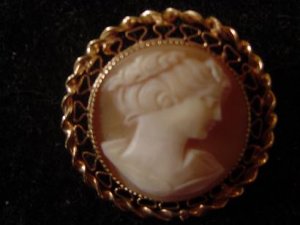 Cameo Pin 1.JPG