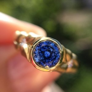 cathy_ackerman_leaf_sapphire_ring_1.jpg