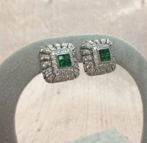 art_deco_tsavorite_and_diamond_earrings_1.jpg