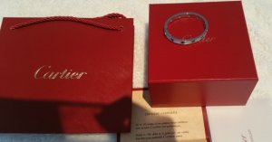 cartier_love_pave_wt_packaging.jpg