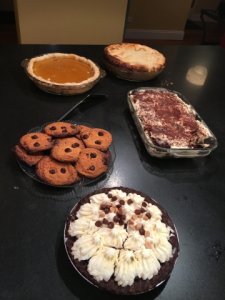 dessertsthanksgiving2016.jpg