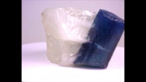 top_blue_paraiba_tourmaline.jpg