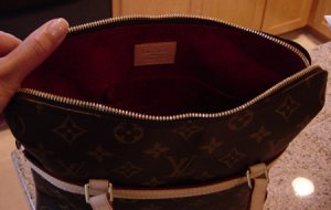 LV bag inside 2005.jpg