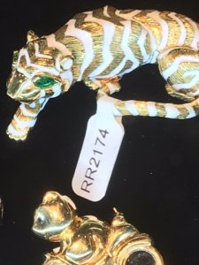 tigerbrooch.jpg