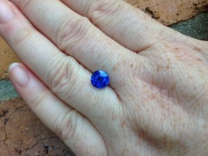 blue_sapphire_round_1.jpg