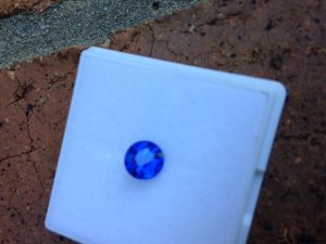 blue_sapphire_round_2.jpg