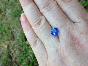 blue_sapphire_round_3.jpg