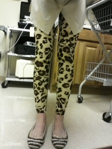 leopardleggings.jpg