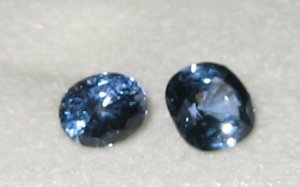 sapphirevsspinel3.JPG