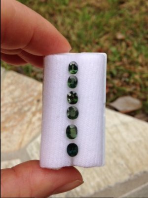 Australian Sapphires green 1.JPG