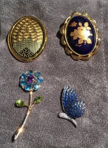 Brooch Family5.jpg