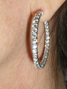 hoopearrings1 011.jpg