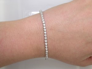 WF_3Prong_Bracelet_wrist[1].jpg