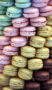 220px-Macarons_001.jpg