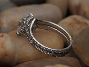 CharmyPoo%20-%20WeddingSet%20-%20Rocks1.jpg