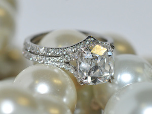 CharmyPoo%20-%20WeddingSet%20-%20Pearls1.jpg