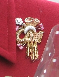 brooch4143.jpg