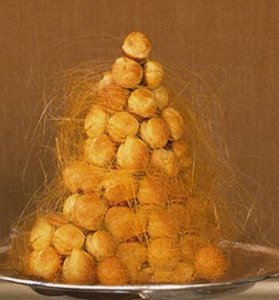 Croquemboucheyum.jpg