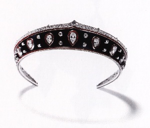 black%20cartier%20tiara.jpg