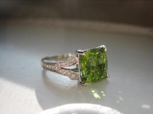 3.45PeridotJewelryhooCartier.jpg