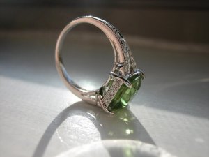 3.45PeridotJewelryhooCartier2.jpg