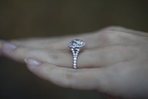 anne_392ring_hand_side.jpg