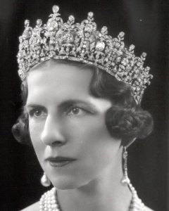 ElenaDiamond%20Tiara.jpg