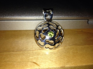 demantoid_pendant_1.jpg