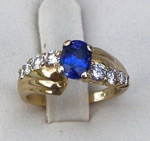 tanzanite_diamond_ring3.jpg