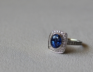 blue_sapphire_ring__2_.jpg