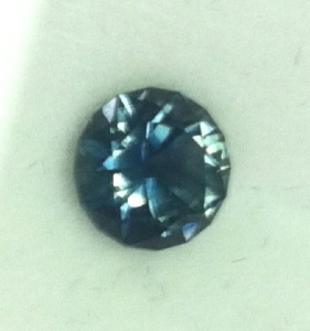 buyer_photo_-_nigerian_sapphire.jpg