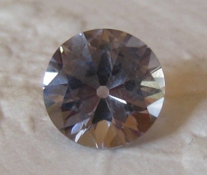 oec_grey_spinel.jpg