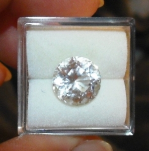 jwwhitetopaz_01.jpg