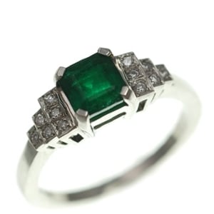 deco_step_square_emerald_and_diamond_ringa.jpg