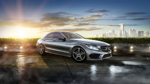 2015-c-class-sedan-gallery-003-goe-dr.jpg