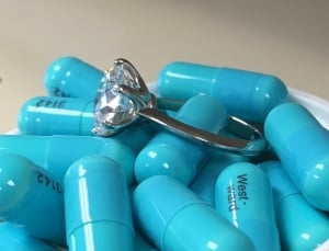 cvb_soli_blue_capsules_5.jpg