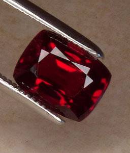 spinel_134pt_cushion_red_burma.jpg