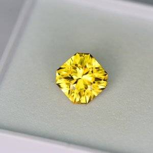 yellow zircon.jpg