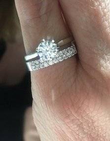 Seriously Style Impaired Solitaire Owner Seeks Help Finding New