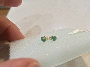 emerald studs 3.jpg