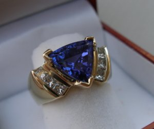 tanzanite3ct.jpg