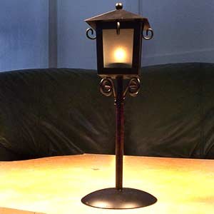 100candles_com_londonstylestreetlantern.jpg