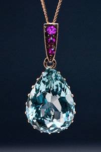 aquamarine_pendant_2.jpg