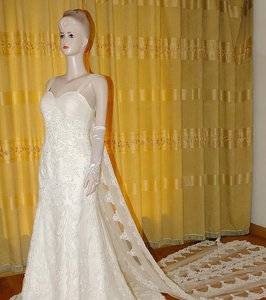 my wedding dress.jpg