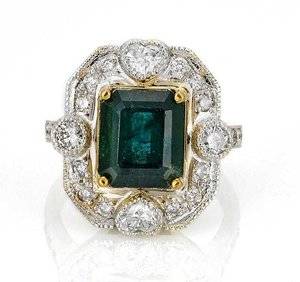 Lot 143 4.1ct Emerald 1.jpg