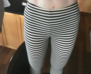 jailhouseleggingslol.jpg