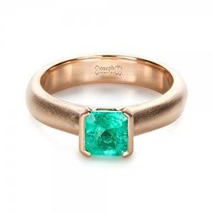 Custom-Rose-Gold-Emerald-Ring-flat-1427.jpg